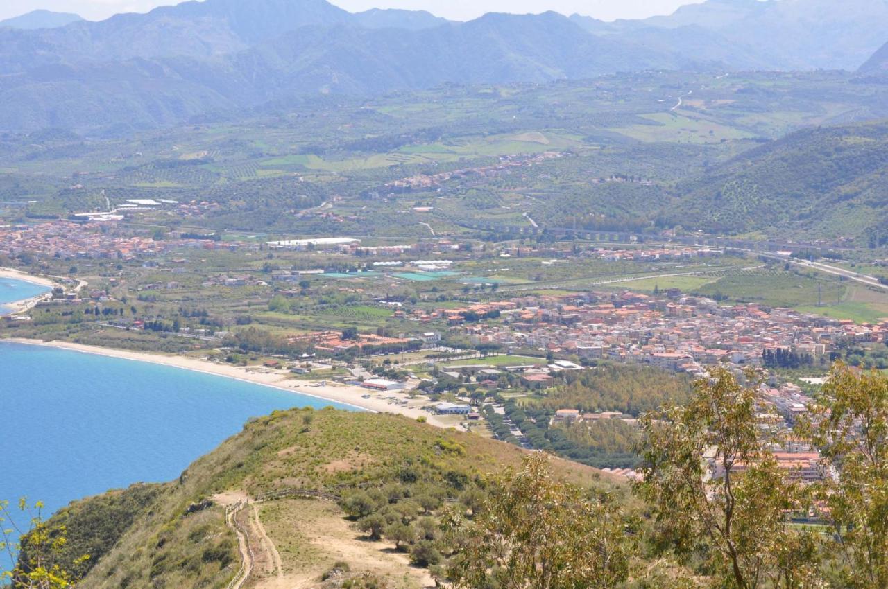 Casa Benny Difronte Al Mare Διαμέρισμα Oliveri Εξωτερικό φωτογραφία